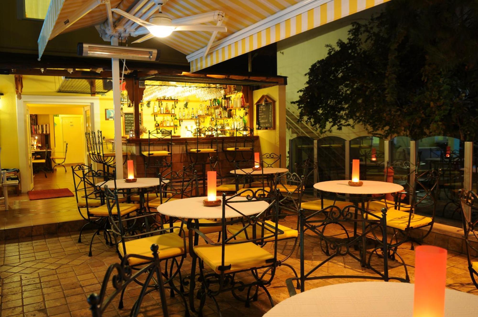 גוג'ק A&B Home Hotel מראה חיצוני תמונה